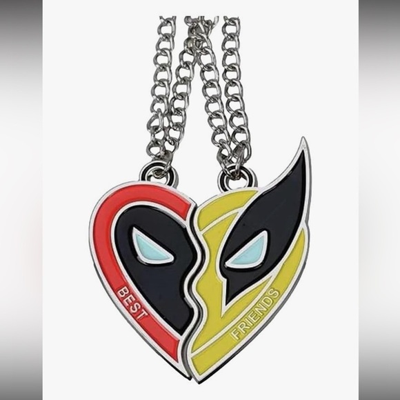 BNWT STAINLESS Deadpool + Wolverine BFF 2 Half Hearts with Necklaces Total 4 Pcs - Picture 1 of 1